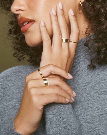 Woman wearing ring sets